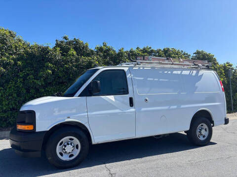 2017 Chevrolet Express 2500