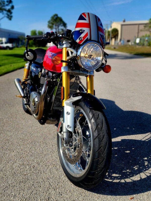 2016 Triumph Thruxton 1200R