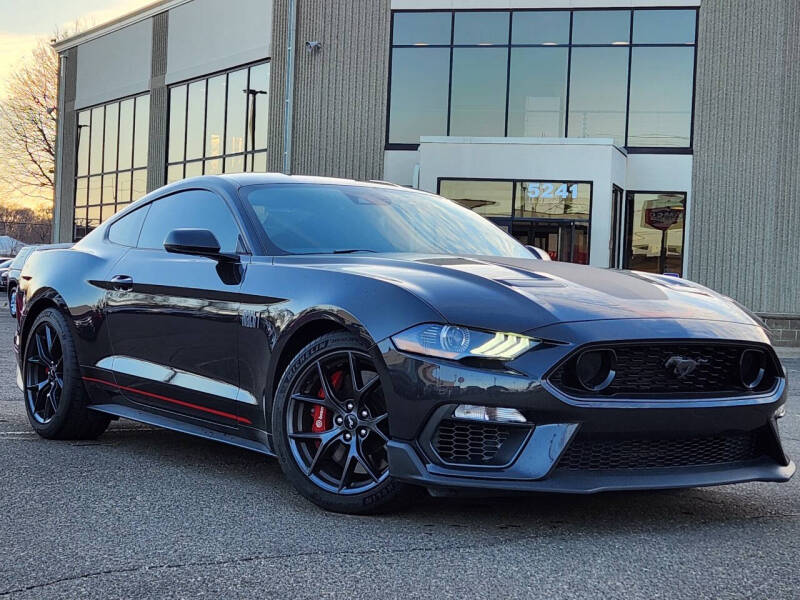 2022 Ford Mustang Mach 1