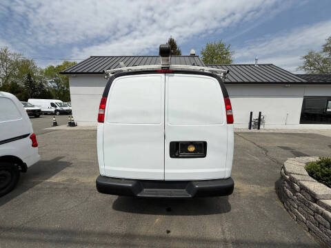 2019 Chevrolet Express 2500