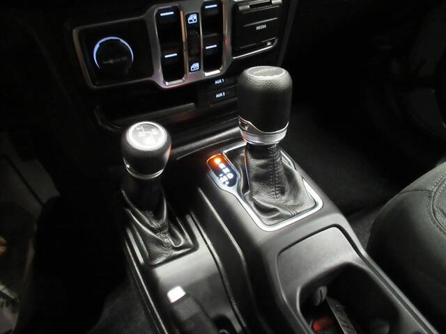 2021 Jeep Gladiator Willys