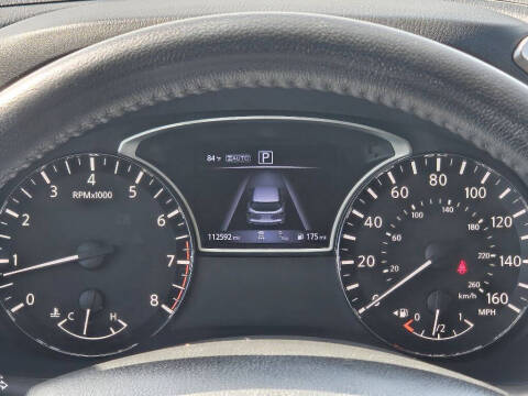 2020 Nissan Pathfinder SV