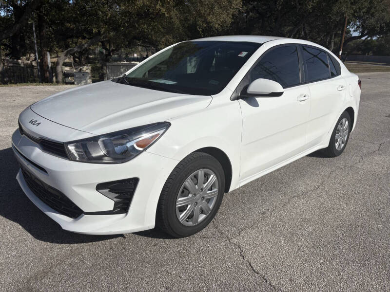 2023 Kia Rio S's photo