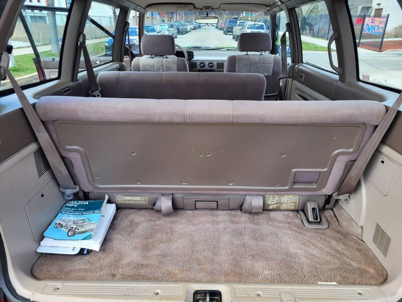 1989 Mazda MPV