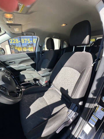 2020 Mitsubishi Outlander Sport ES