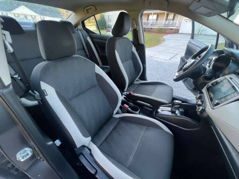 2021 Nissan Versa SV