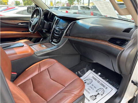 2015 Cadillac Escalade ESV Premium