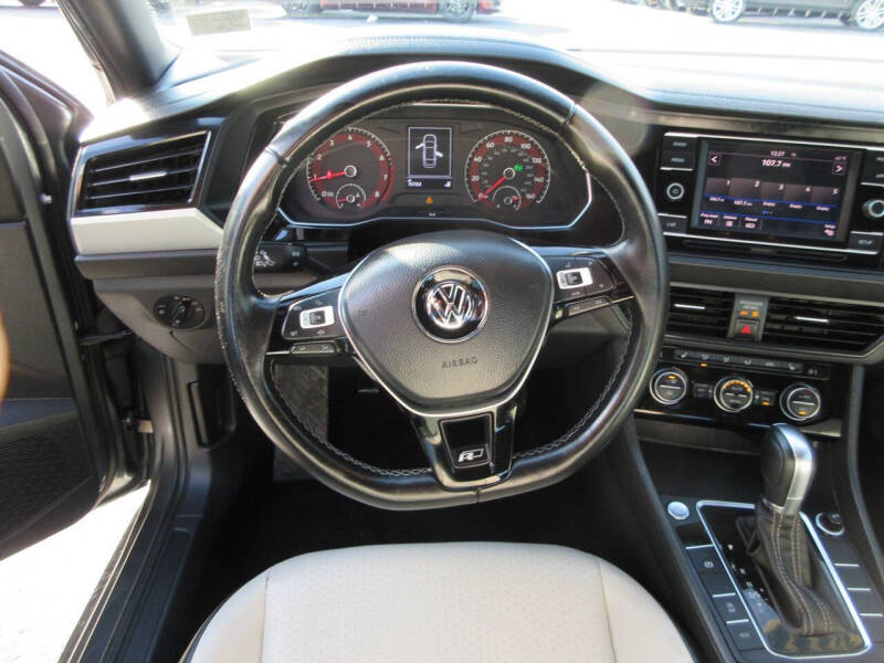 2019 Volkswagen Jetta R-Line