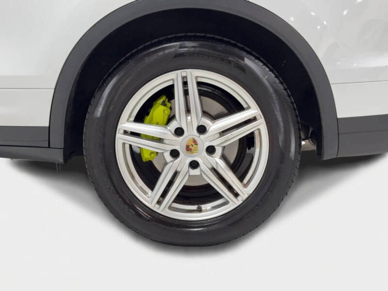 2015 Porsche Cayenne S E-Hybrid