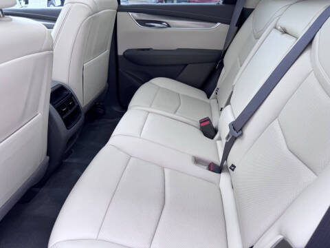 2021 Cadillac XT5 Premium Luxury