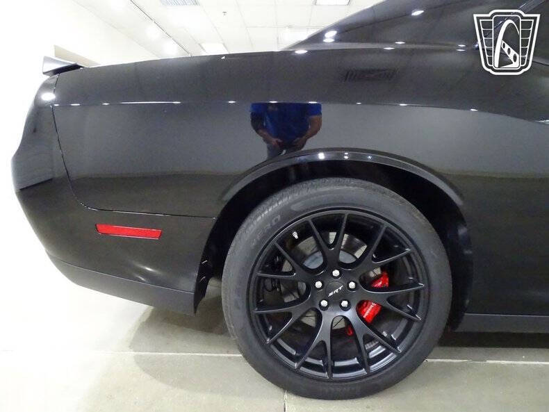 2015 Dodge Challenger SRT Hellcat