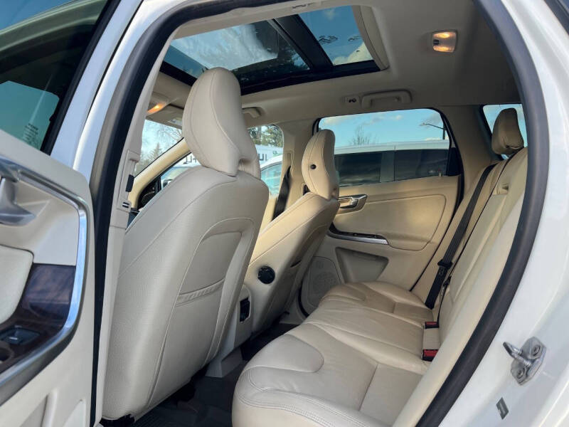 2014 Volvo XC60 T6 Premier Plus