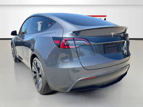 2023 Tesla Model Y Performance
