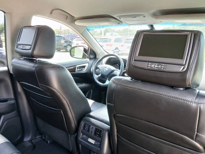 2013 Nissan Pathfinder Platinum