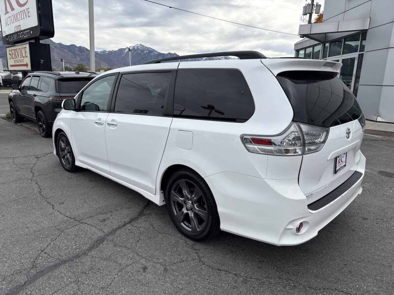 2017 Toyota Sienna