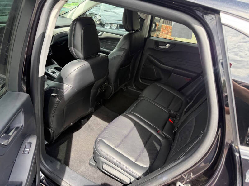 2021 Ford Escape SEL - Photo 10