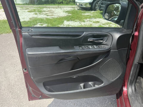 2017 Dodge Grand Caravan SE Plus