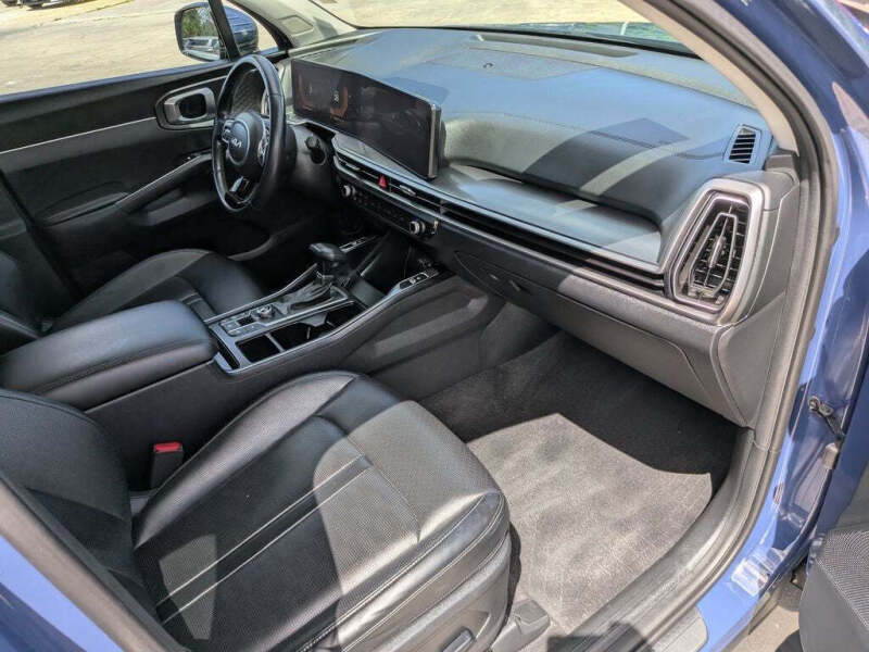 2025 Kia Sorento EX