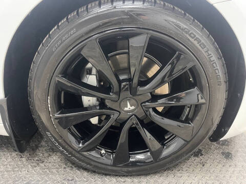 2020 Tesla Model 3 Long Range