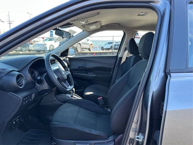 2023 Nissan Kicks S