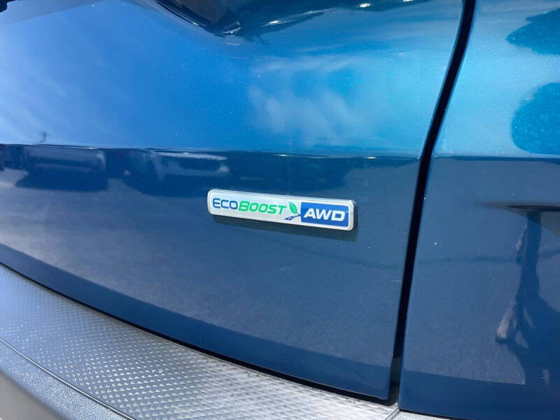 2020 Ford Escape Titanium