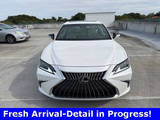 2022 Lexus ES 350