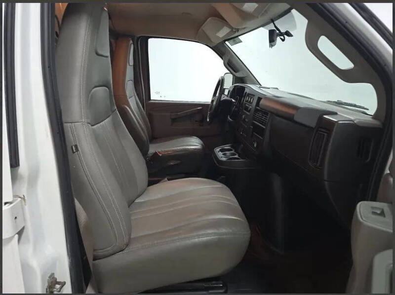 2020 Chevrolet Express 2500
