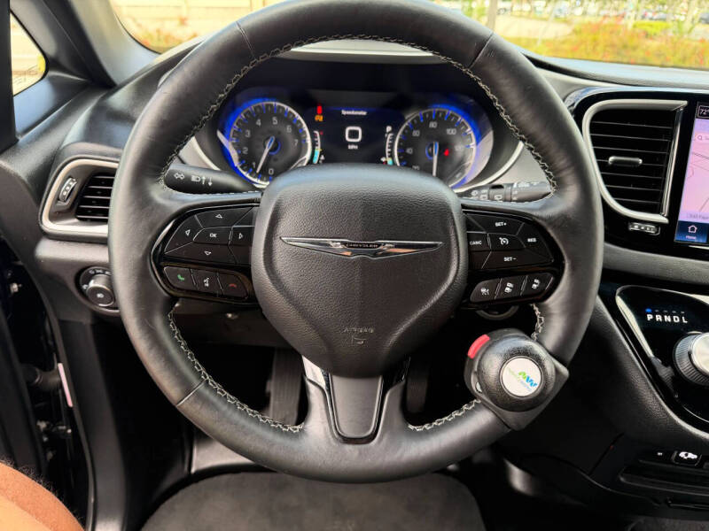 2021 Chrysler Pacifica Touring L