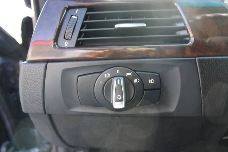 2011 BMW 3 Series 328i