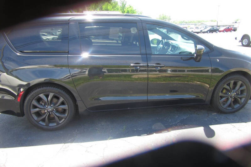 2018 Chrysler Pacifica Touring L Plus