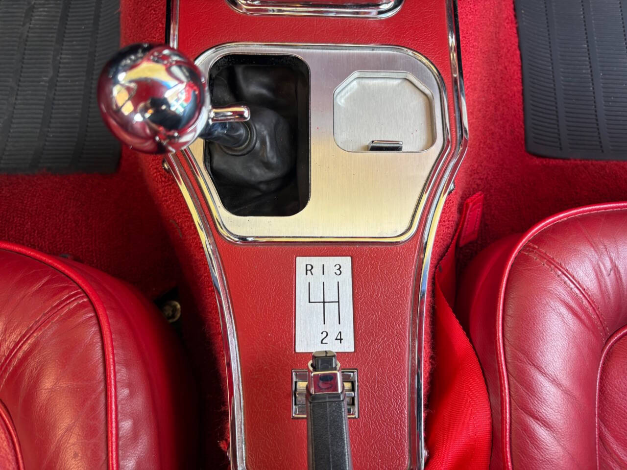 1967 Chevrolet Corvette 36