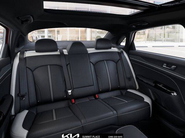 2026 Kia K5