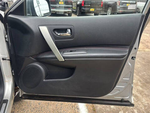 2011 Nissan Rogue SV