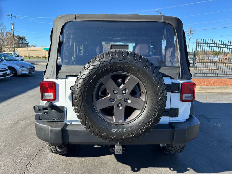 2015 Jeep Wrangler Sport photo 6