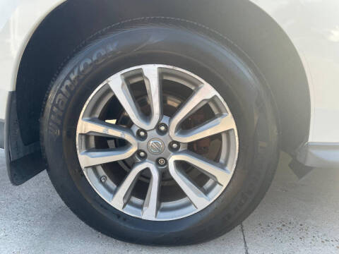 2013 Nissan Pathfinder SV