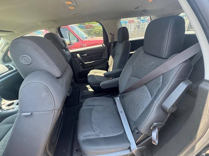 2014 GMC Acadia SLE-2
