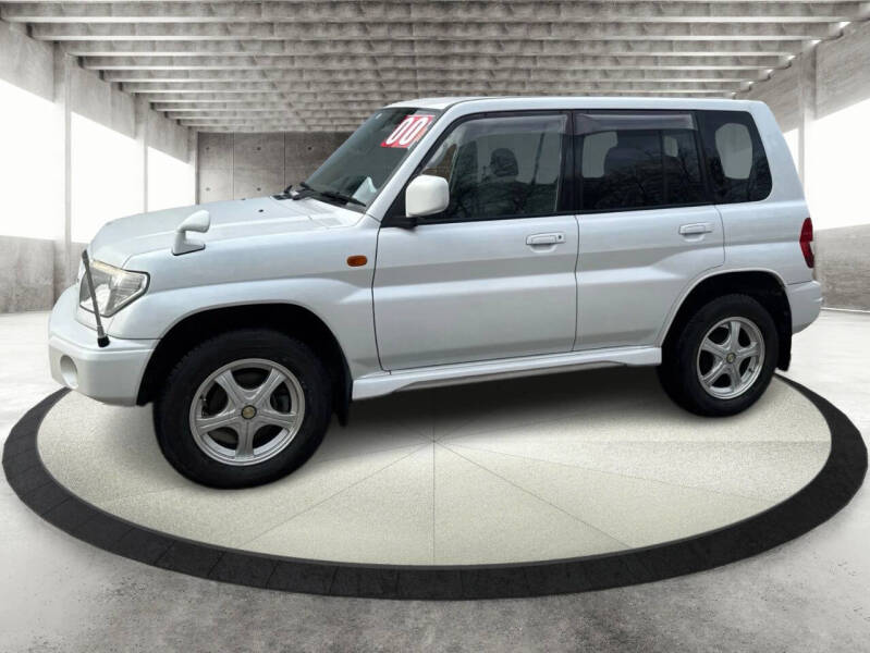 2000 Mitsubishi Pajero