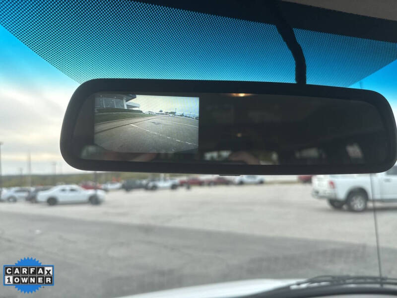 2022 Chevrolet Express LS 3500