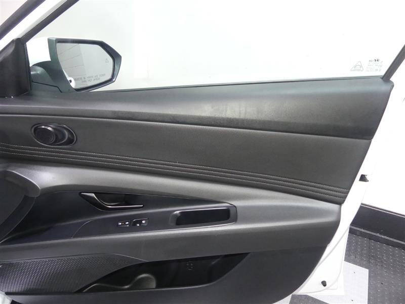 2024 Hyundai Elantra Hybrid Limited