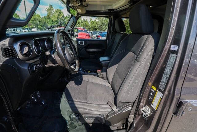 2021 Jeep Gladiator Sport