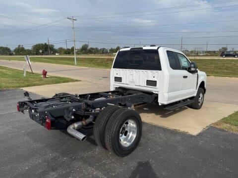 2025 Ford F-350 Super Duty XL