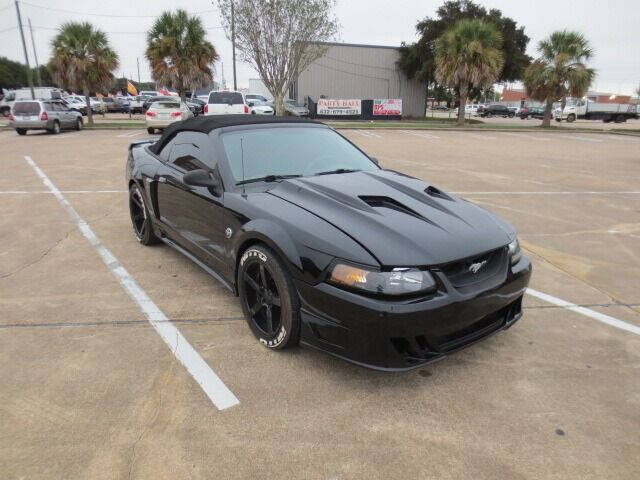 2002 Ford Mustang GT Deluxe's photo