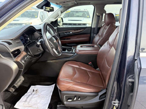 2017 Cadillac Escalade ESV Luxury