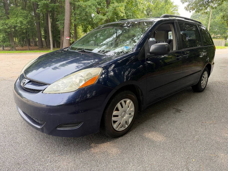 2007 Toyota Sienna CE 7-Passenger