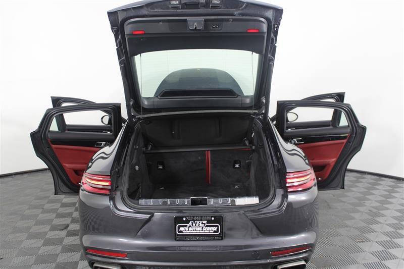 2018 Porsche Panamera