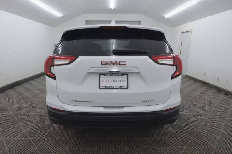 2024 GMC Terrain SLE