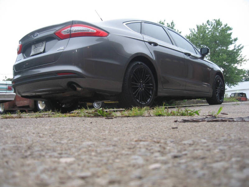 2014 Ford Fusion SE