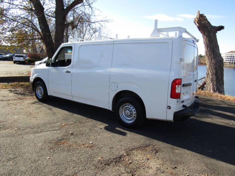 2019 Nissan NV Cargo null photo 5