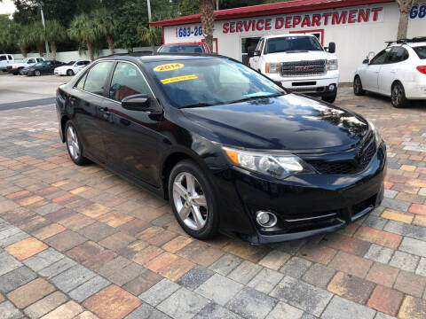 2014 Toyota Camry for sale at Affordable Auto Motors in Jacksonville FL