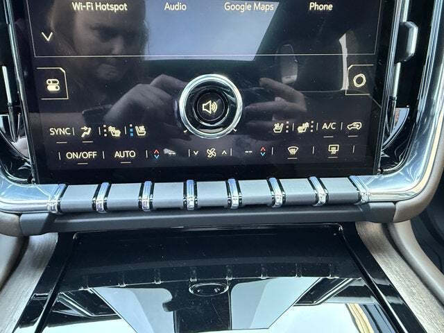 2025 GMC Yukon Denali Ultimate